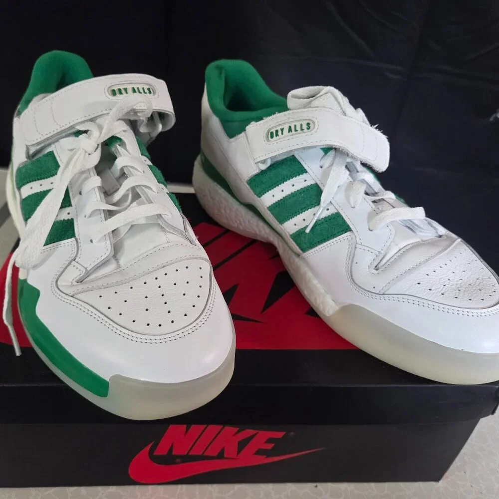 Size 12 - adidas Forum Low White Green Gum Great Looking Shoe! - Picture 1 of 9